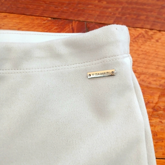 Tahari Bone Faux Suede Leggings - M - Picture 3 of 5